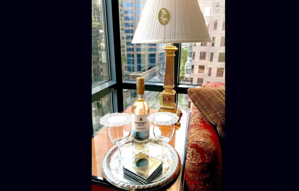 Boutique Suites - Vancouver Dış mekan fotoğraf