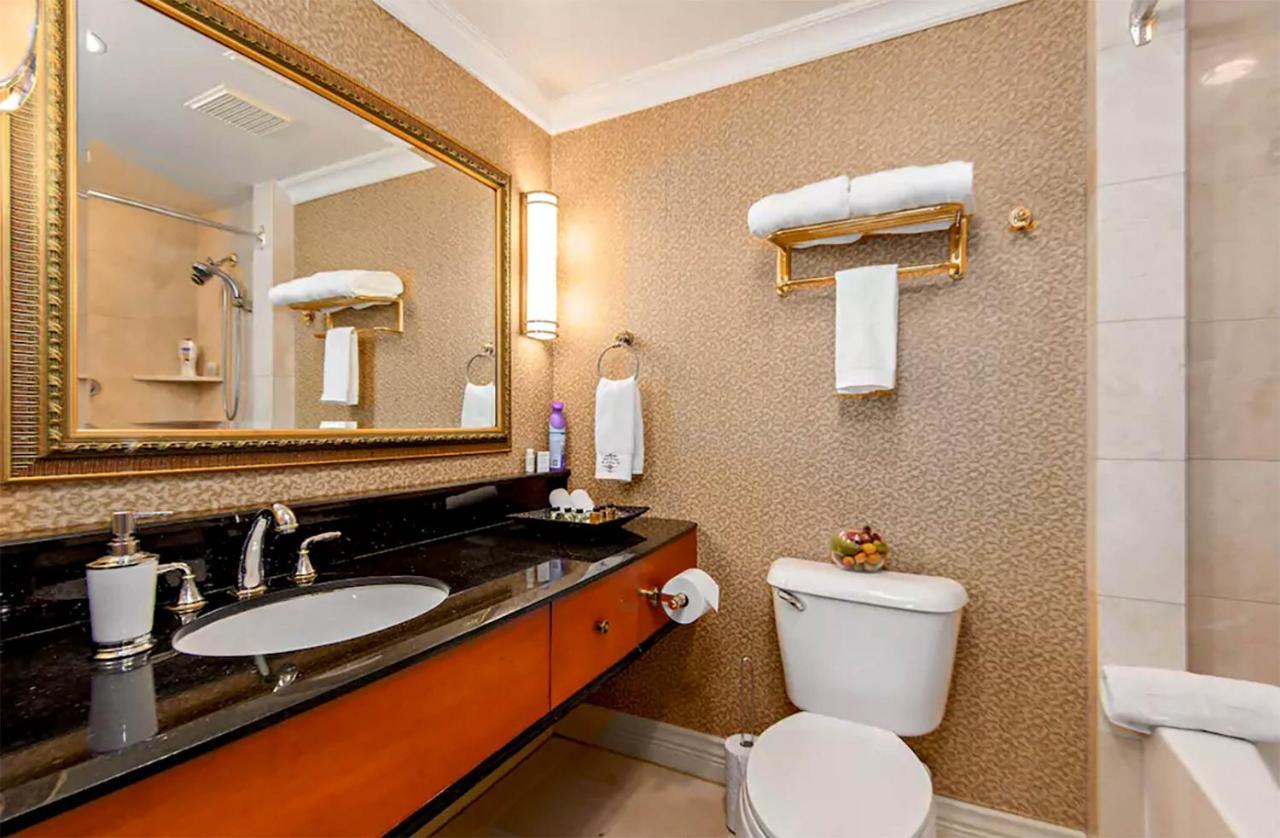 Boutique Suites - Vancouver Dış mekan fotoğraf